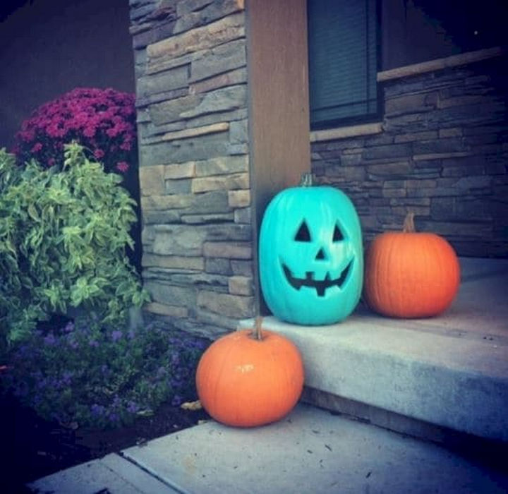 Show your support this Halloween by putting out a teal pumpkin and letting kids with food allergies enjoy trick-or-treating safely.
