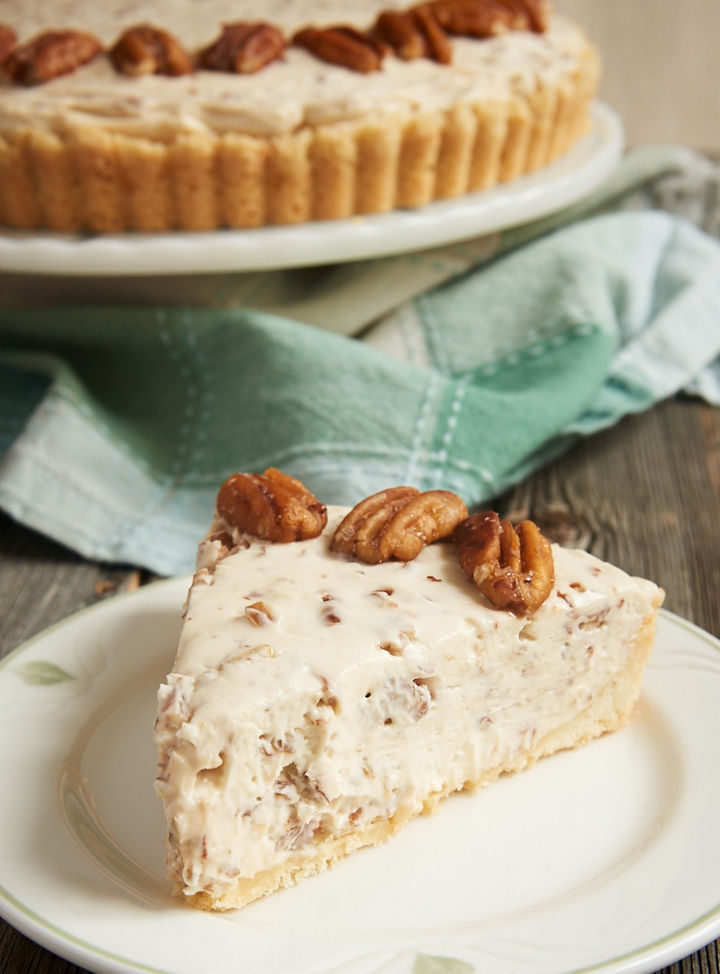 20 Top Pinterest Thanksgiving Recipes - Butter Pecan Cheesecake.