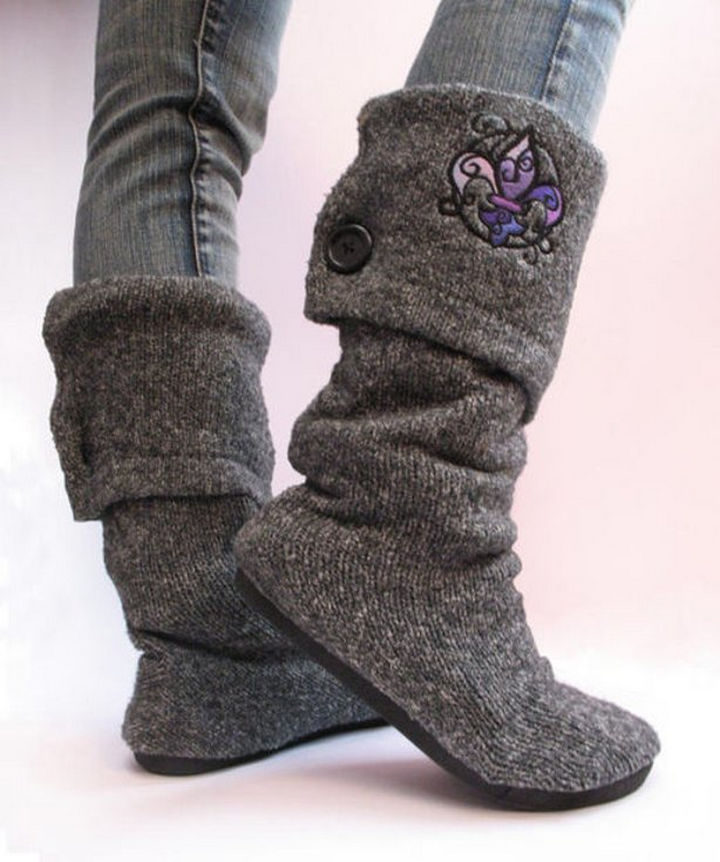 18 DIY Winter Clothes and Accessories - Create sweater boots from a pair of flats and an old sweater!
