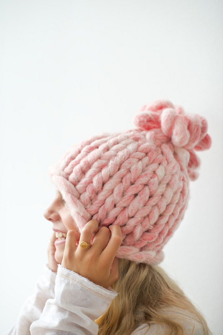 18 DIY Winter Clothes and Accessories - Knit a super cozy chunky knit hat.