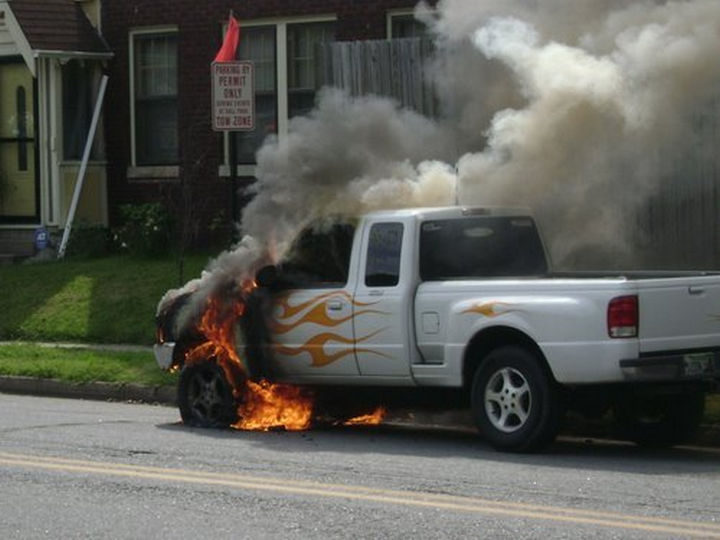 22 Funny Examples of Irony - Those flames look amazingly real. Oh...