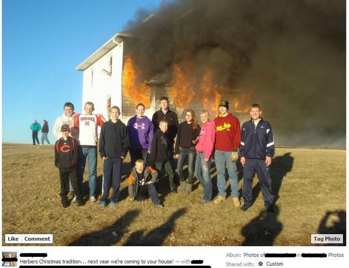 31 People Making the Best of a Bad Situation - When Christmas dinner gets forgotten in the oven.
