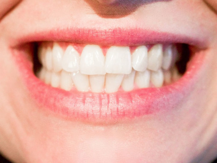 Forgot your toothbrush or want whiter teeth? Rub the inside of a banana peel against your teeth for 2 minutes. The minerals will absorb into your teeth and whiten them.