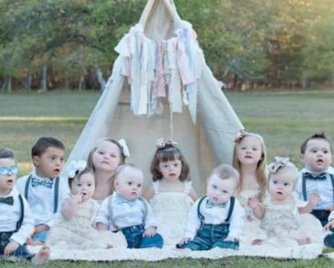 Photographer Lines Up 11 Babies With Down Syndrome. Her Photos Reveal Their True Beauty.