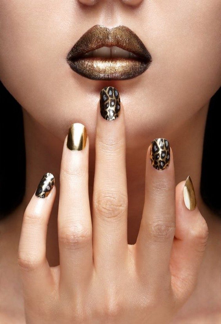 17 Chrome Nails - Leopard nails with gorgeous gold metallic accent nails.