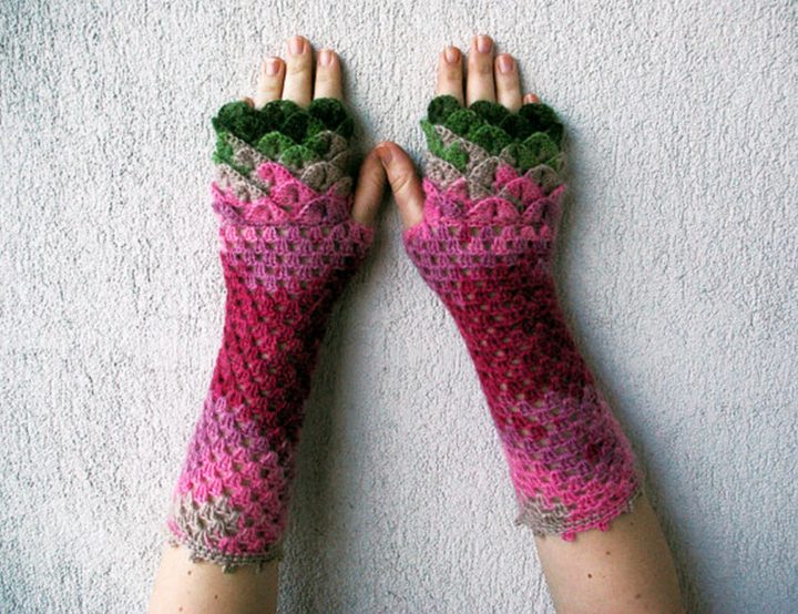 If you can't crochet though, mareshop, an etsy shop offers several styles in nearly every color imaginable.