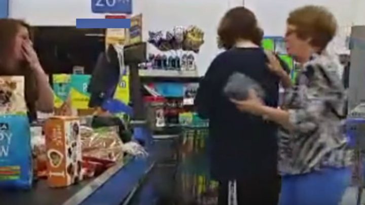 Good Samaritan Pays for Young Mother's Groceries at Walmart.