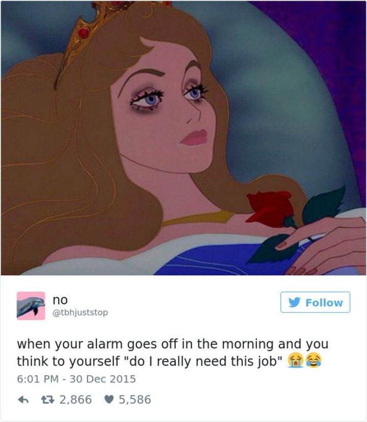 47 Funny Work Memes - "Quando o seu alarme dispara de manhã e pensa para si mesmo "preciso mesmo deste trabalho"""When your alarm goes off in the morning and you think to yourself "do I really need this job""