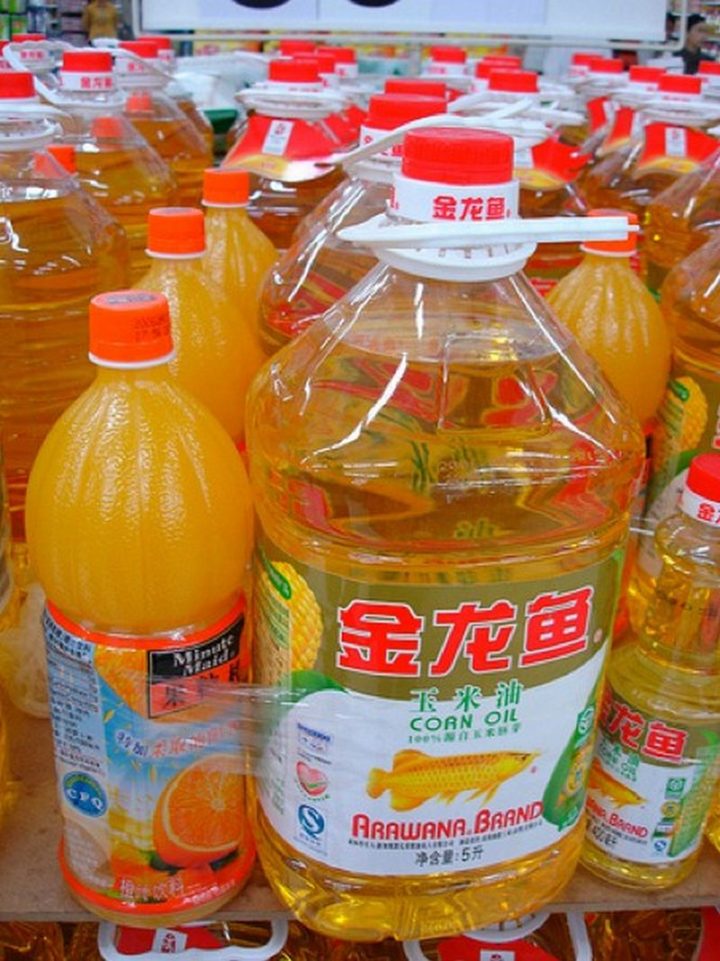 15 Items Sold at Walmart Stores in China - Orange juice and corn oil sold together.