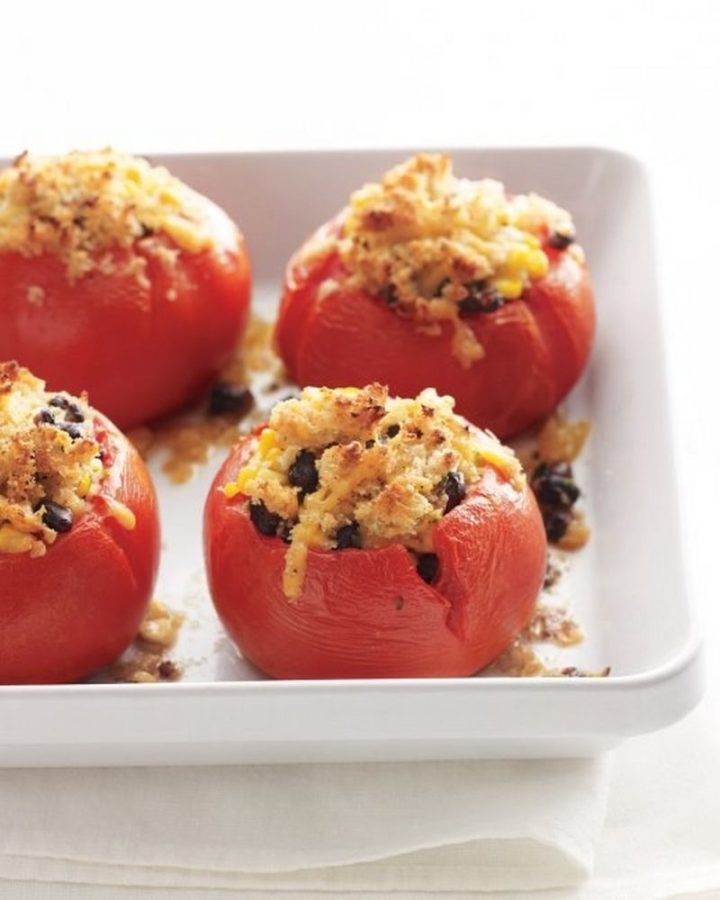 25 Healthy and Delicious Vegetarian Recipes - Tomatoes Stuffed with Corn and Black Beans.