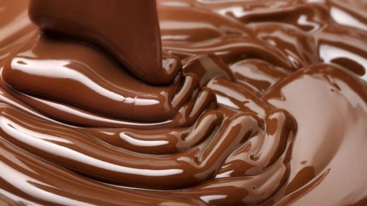 25 Facts About Chocolate - Slowly melting chocolate in your mouth provides a more intense and longer-lasting pleasure than kissing.