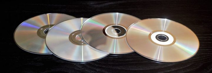 12 Peanut Butter Uses - Fix scratches on your CDs.