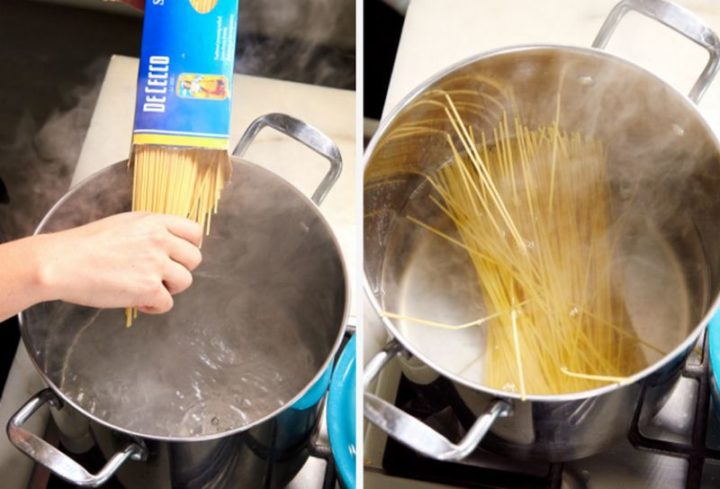 Common mistakes in the kitchen - Not adding salt to your water when boiling pasta.