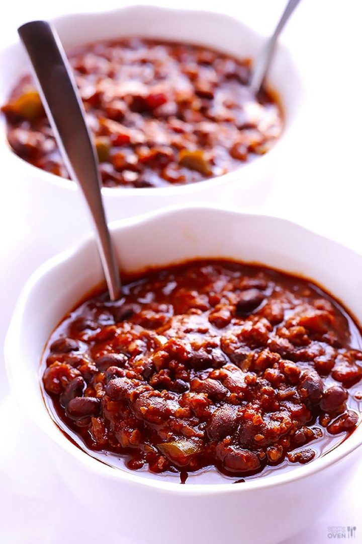 23 Best Chili Recipes - 5-Ingredient Chili.
