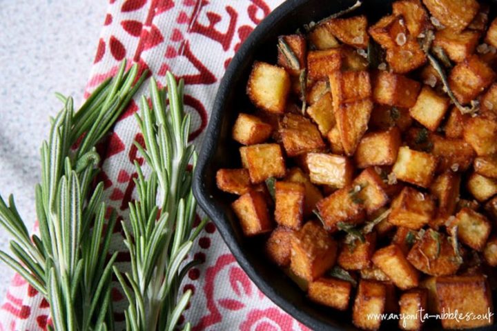 29 Best Potato Recipes - Mediterranean Salted Breakfast Potatoes.