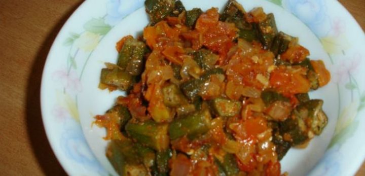 49 Indian Side Dishes - Okra With Tomatoes.