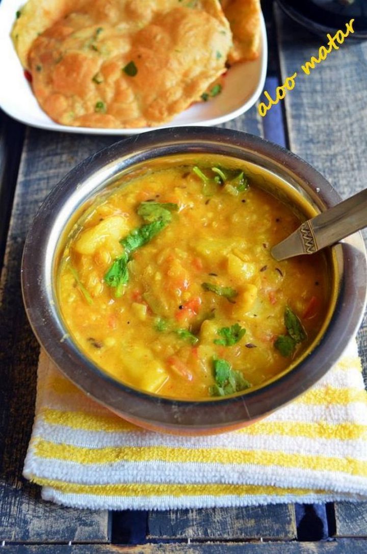 49 Indian Side Dishes - Aloo Matar.
