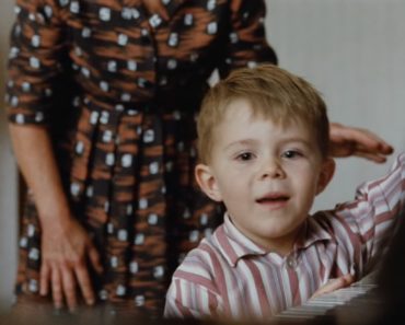 John Lewis’ Christmas 2018 Advertisement Literally Hits All the Right Notes