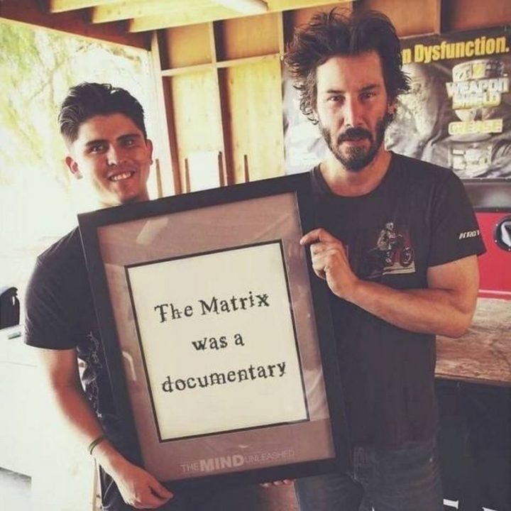 57 Keanu Reeves Memes - " The Matrix foi um documentário."