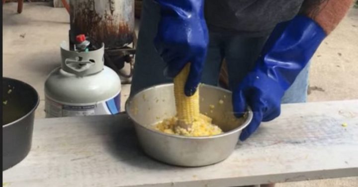 How to Remove Corn from the Cob Using Bundt Pans.