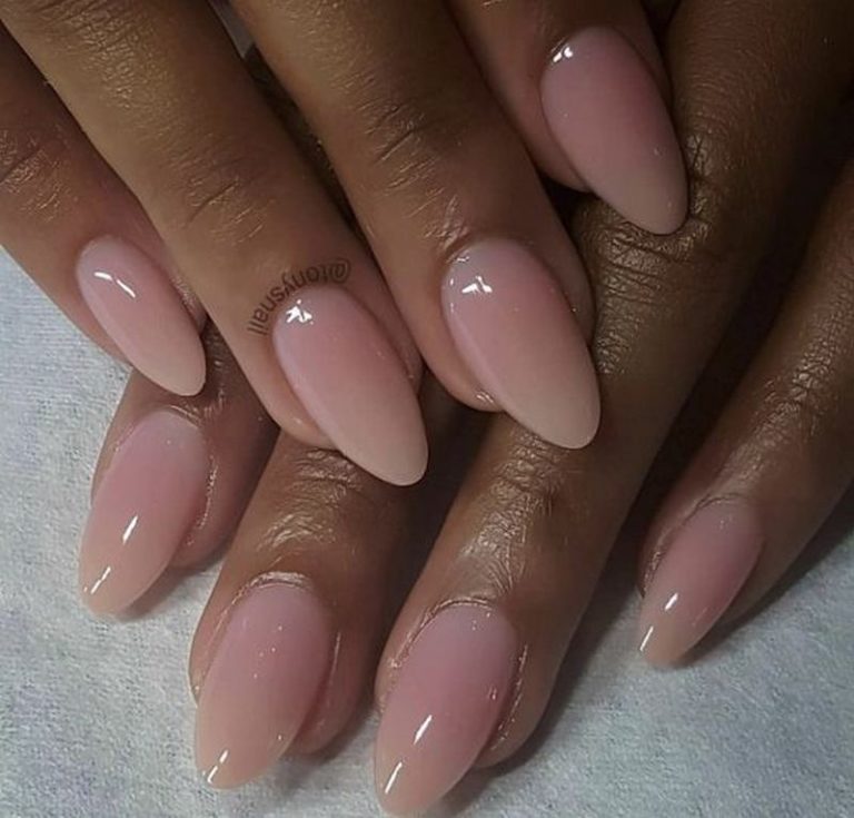 19 AlmondShaped Nails With Nail Art Ideas for Short or Long Nails