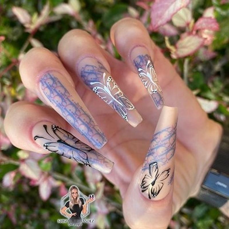 39 Long Nail Manicures to Express Your Personality with Nail Art Designs