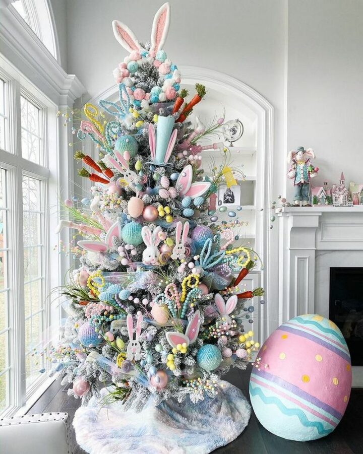 An epic tree that Peter Rabbit would highly approve of!