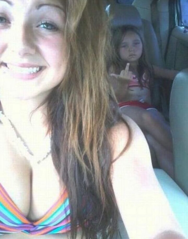"Yeah sis', another selfie...great idea..."
