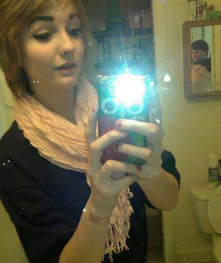 Selfie fails when you don't want to know what's happening...