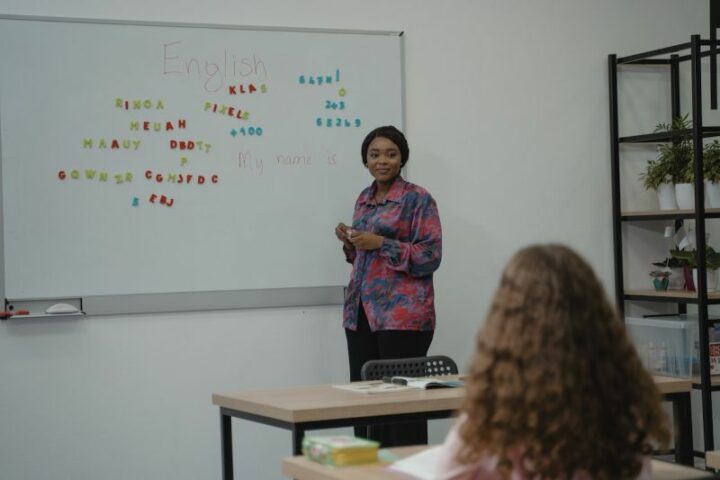 Learning a new language is not only a fun and rewarding experience, but it can also make you smarter.