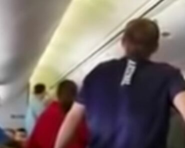 Army Soldier Escorts Fallen Hero Home as Teens Sing ‘Glory Hallelujah’